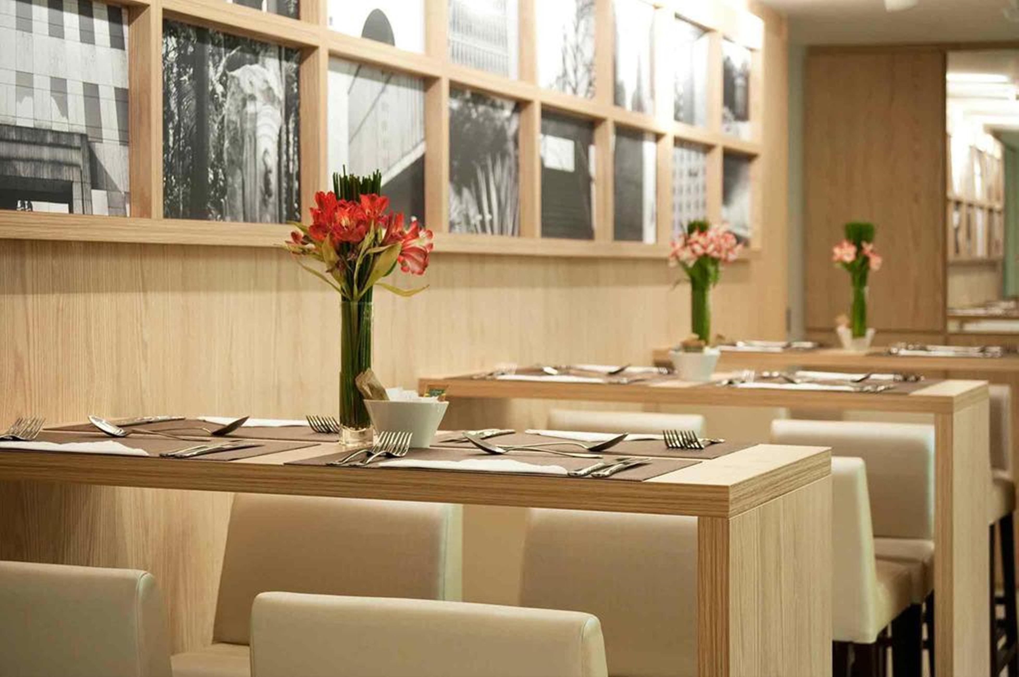 Mercure Sao Paulo Pamplona Ресторан фото